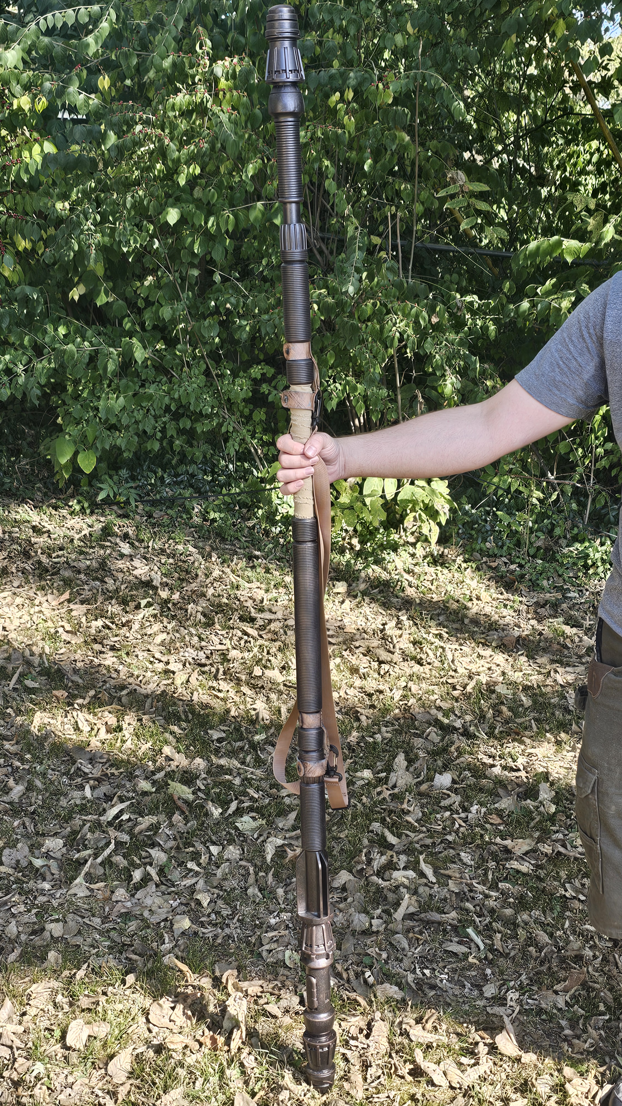 Rey Staff 3-Part Premium Prop with Strap - Wulfgar Props