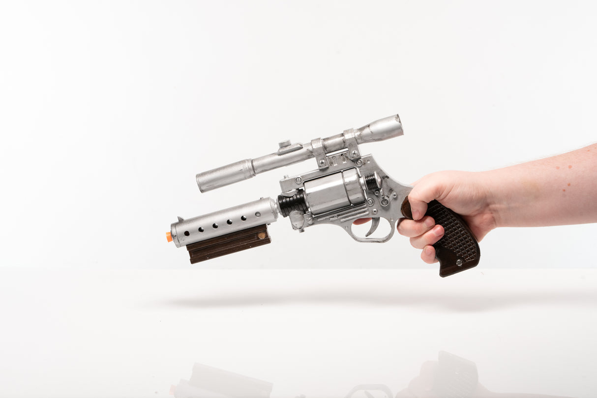 Tobias Beckett Scoped Blaster Prop - Wulfgar Props
