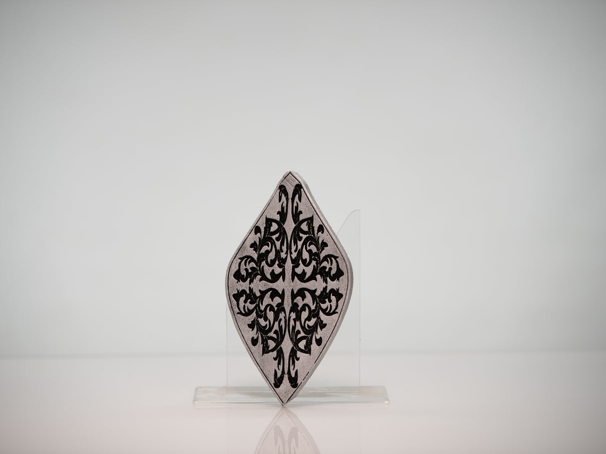 Yennifer Pads Witcher Cosplay