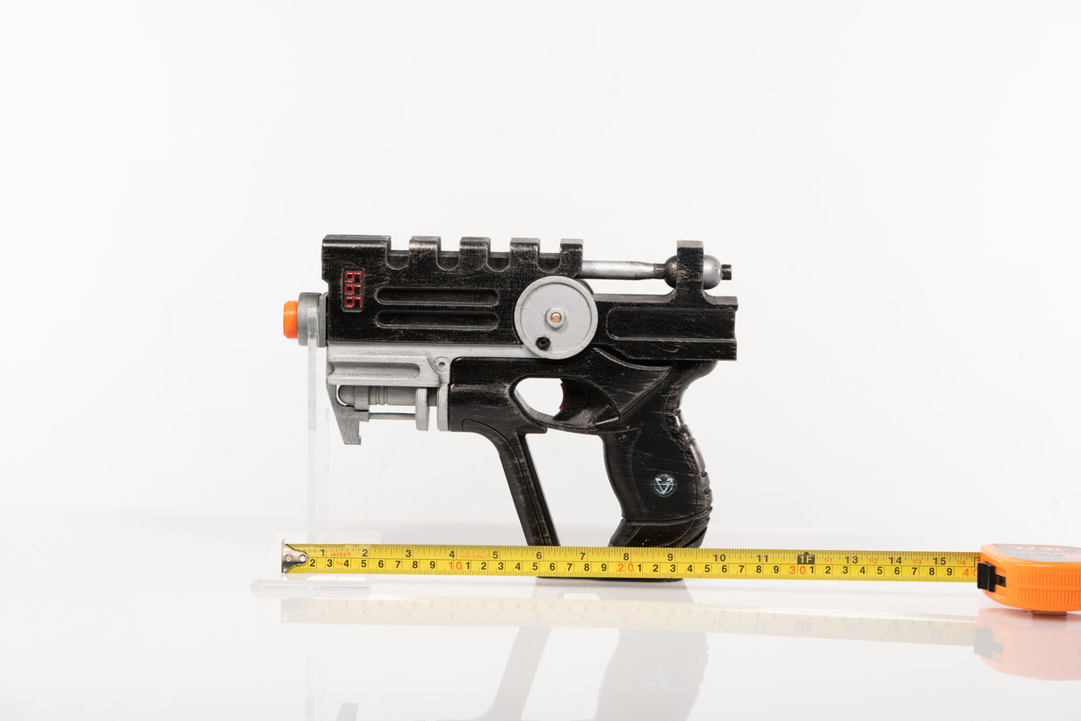 Korben Dallas Blaster Prop - Wulfgar Props