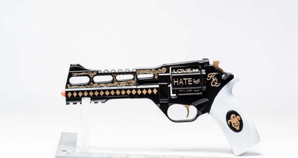 Harley Quinn Revolver Prop (Suicide Squad) - Wulfgar Weapons & Props