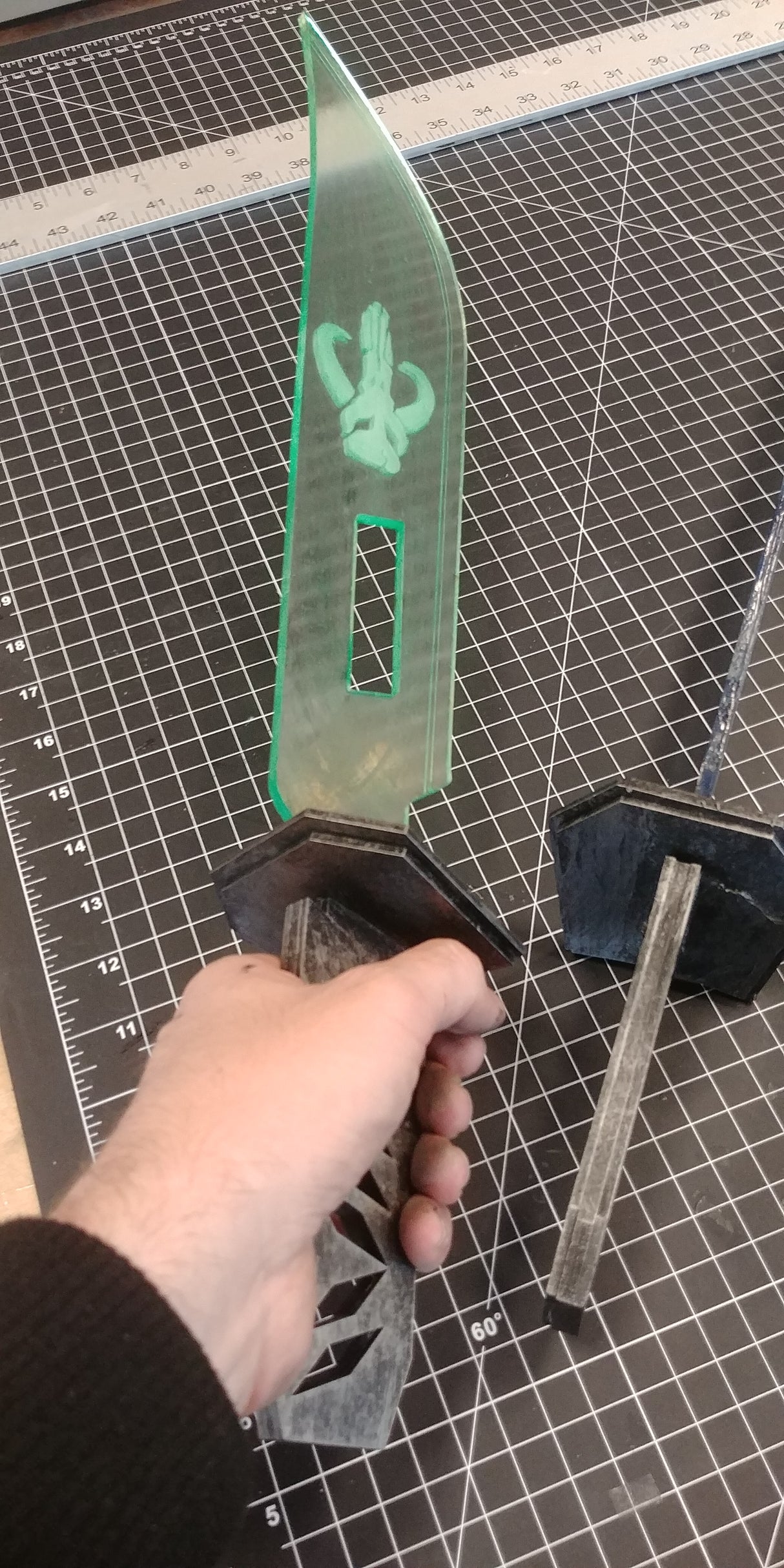 Mandalorian Vibro Blade - Wulfgar Weapons & Props