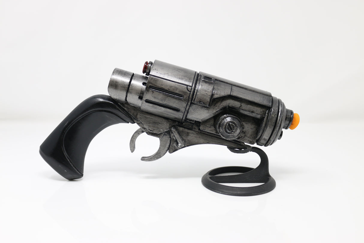 Eleena Daru Blaster Prop
