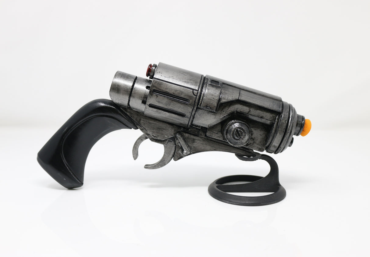 Eleena Daru Blaster Prop