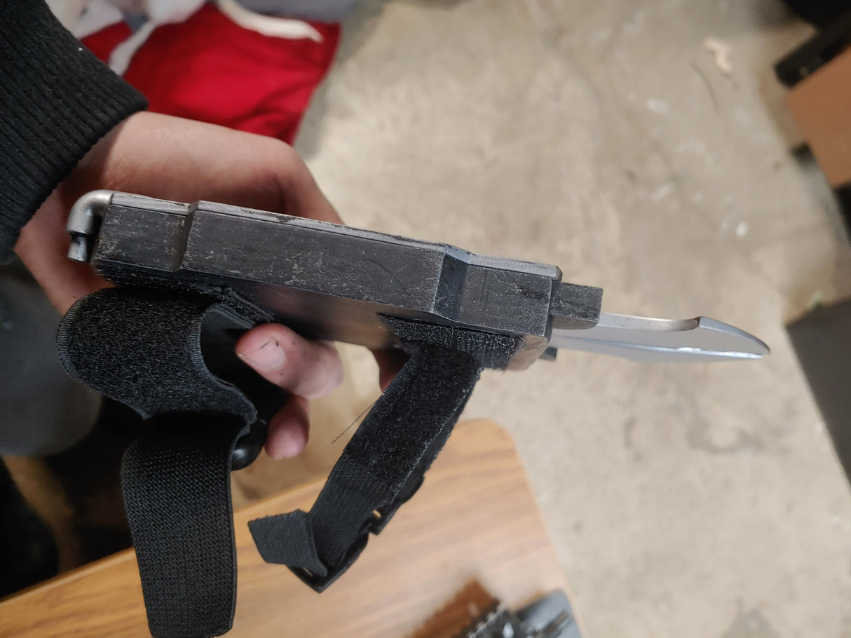 Vampire Hunter Prop Punch Dagger Blades - Wulfgar Props