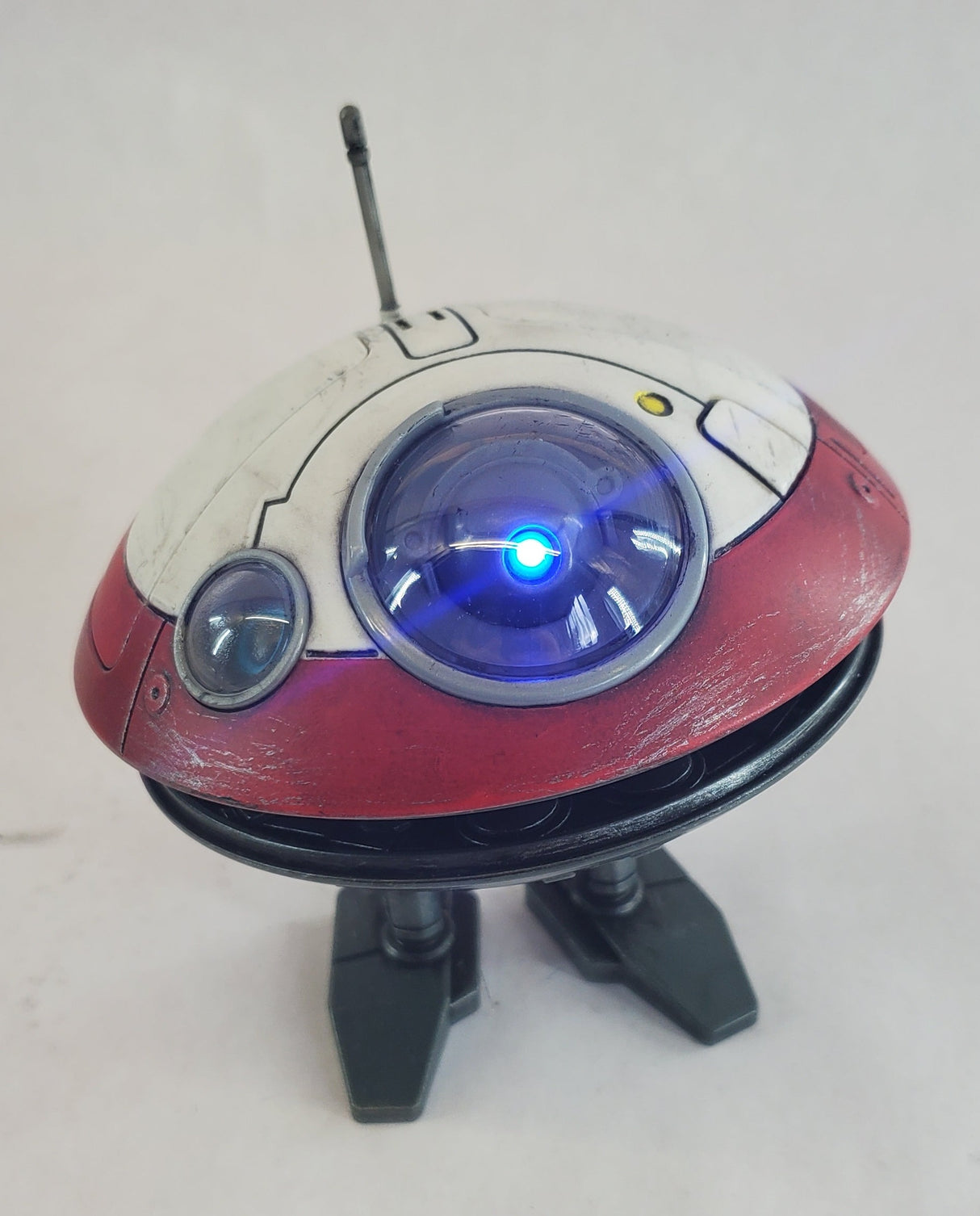 Lola Droid Authentic Scale Prop