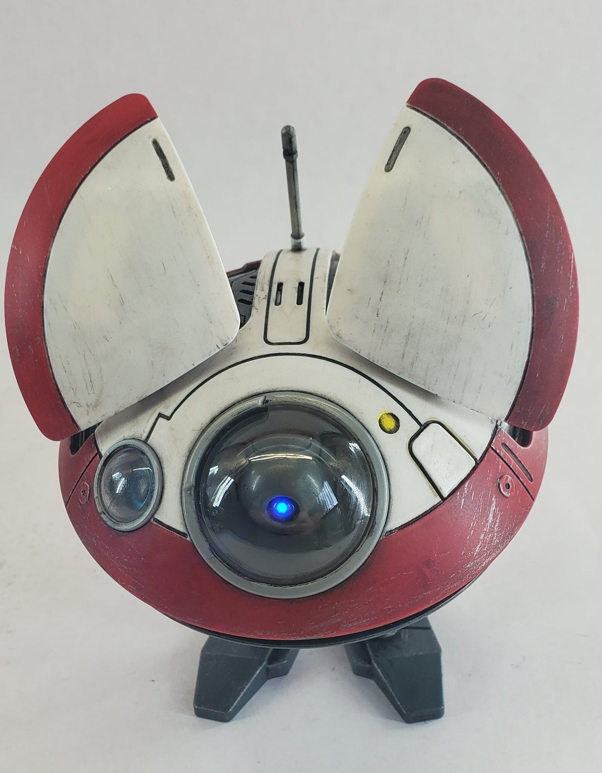 Lola Droid Authentic Scale Prop