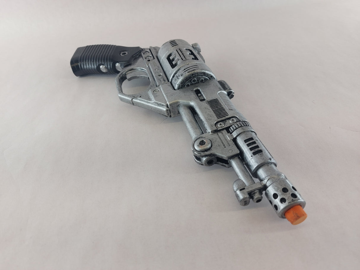 DE-10 Variant Or Snub Blaster Pistol Prop
