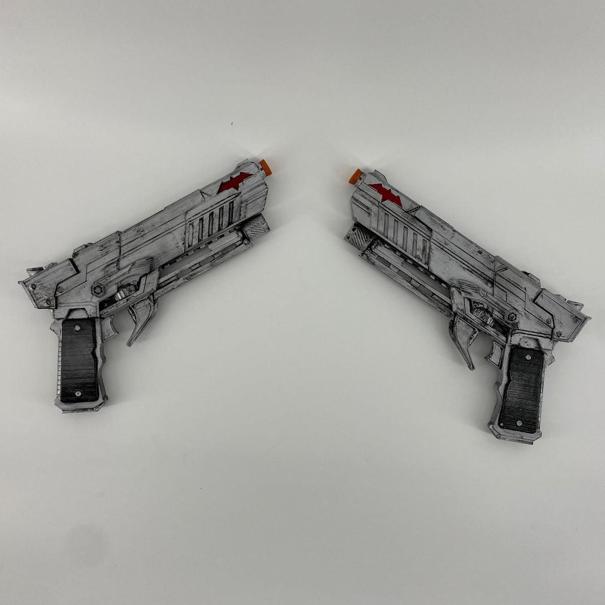Arkham Knight Red Hood Pistol Set - Wulfgar Weapons & Props