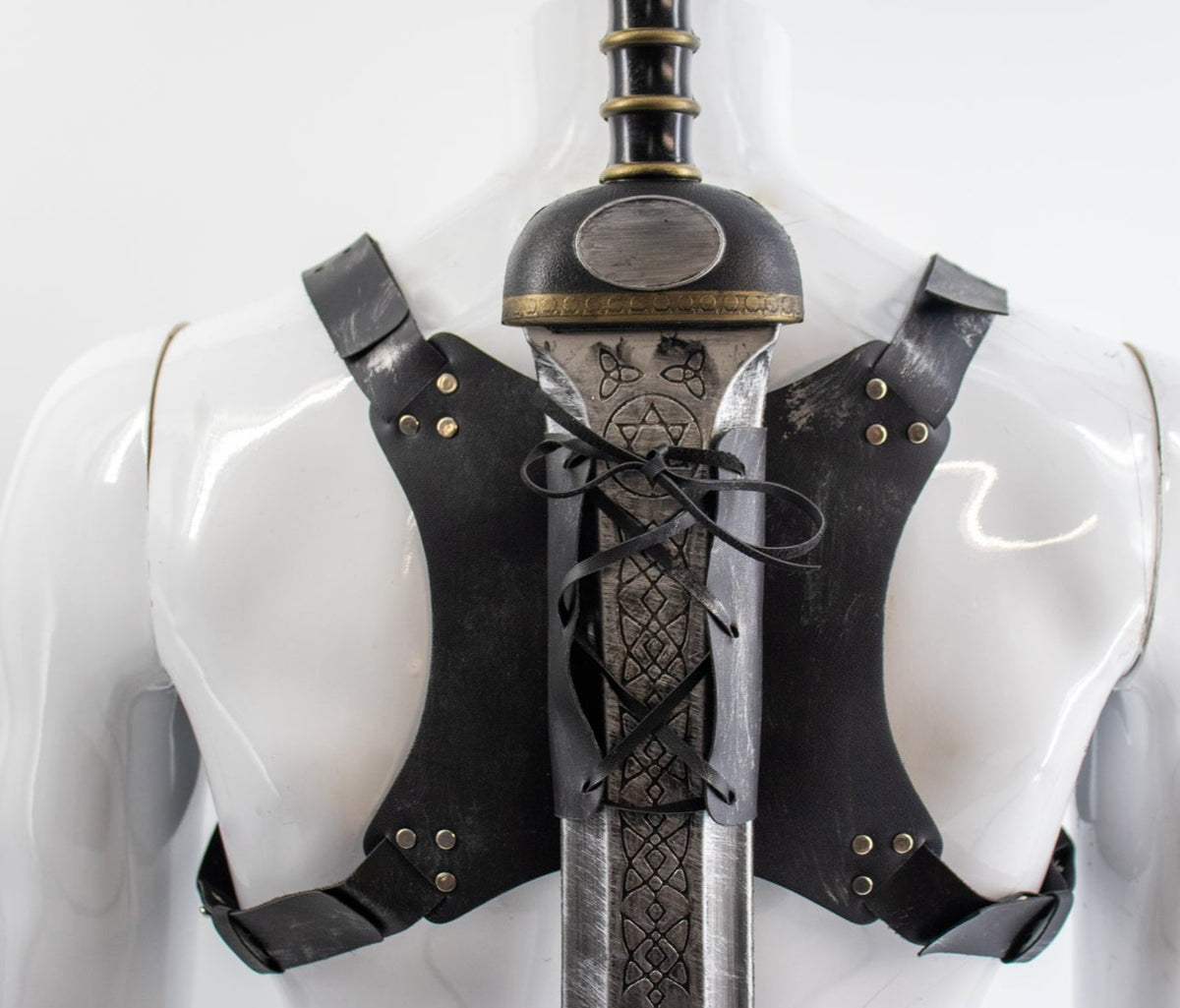 Medieval Black Sword Shoulder Sheath – Faux Fur Back Scabbard For Costumes-1312185