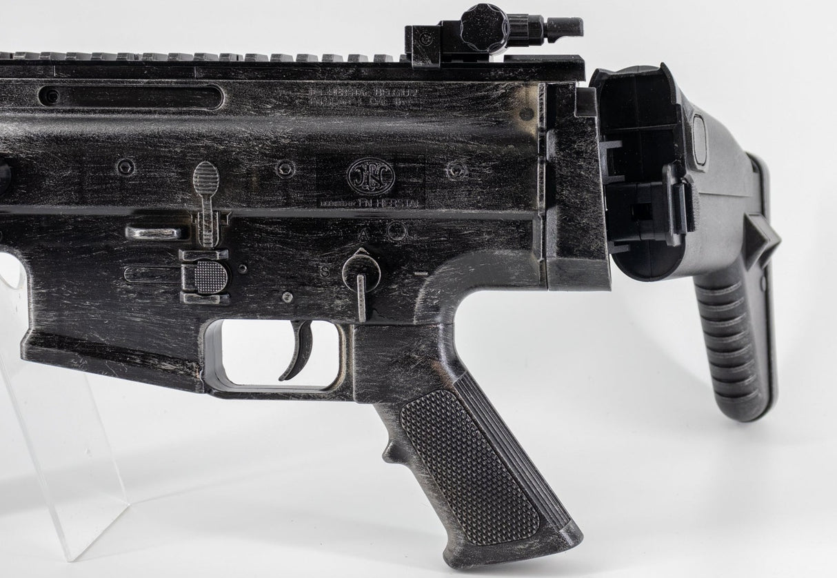 Spec Ops Scar-L Fake Gun Cosplay Prop - Wulfgar Props
