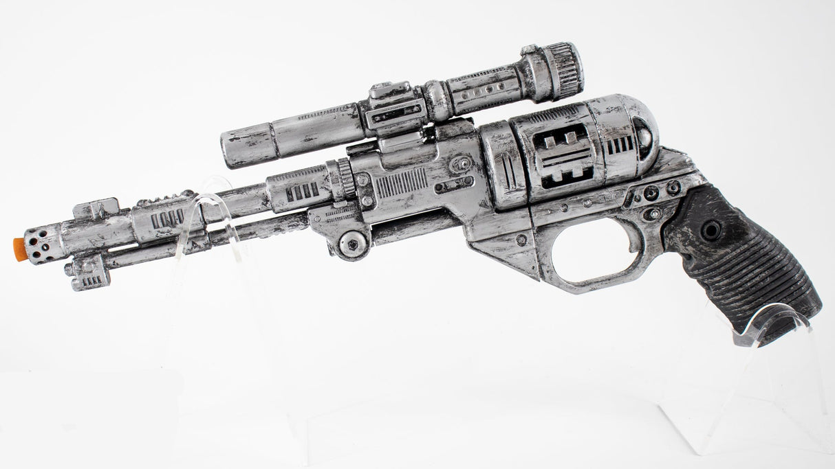 DE-10 Variant Or Snub Blaster Pistol Prop