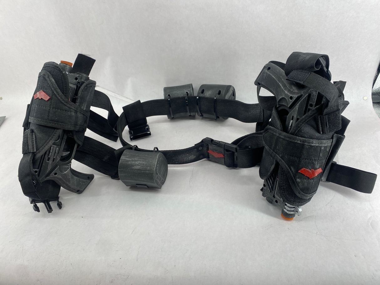 Classic Style - Red Hood Dual Pistols w/ Belt & Holsters Props - Wulfgar Props