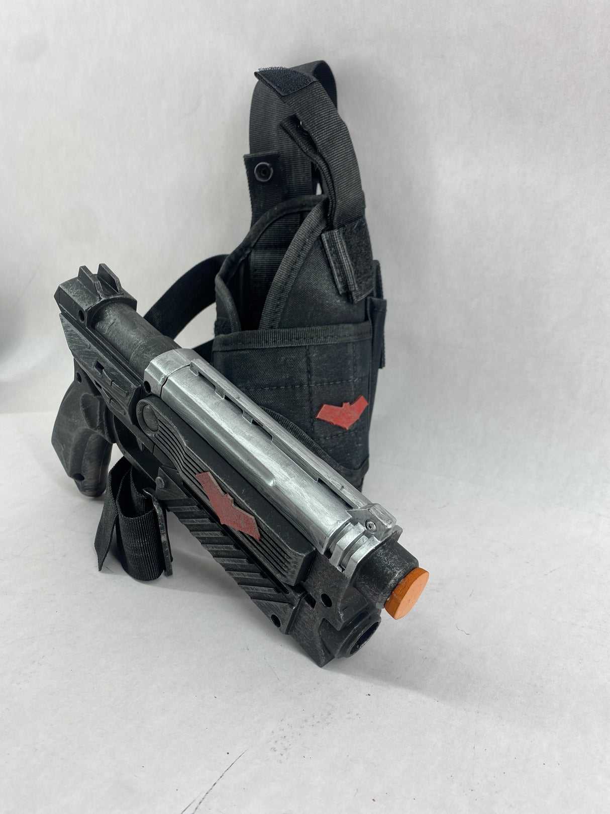 Classic Style - Red Hood Dual Pistols w/ Belt & Holsters Props - Wulfgar Props