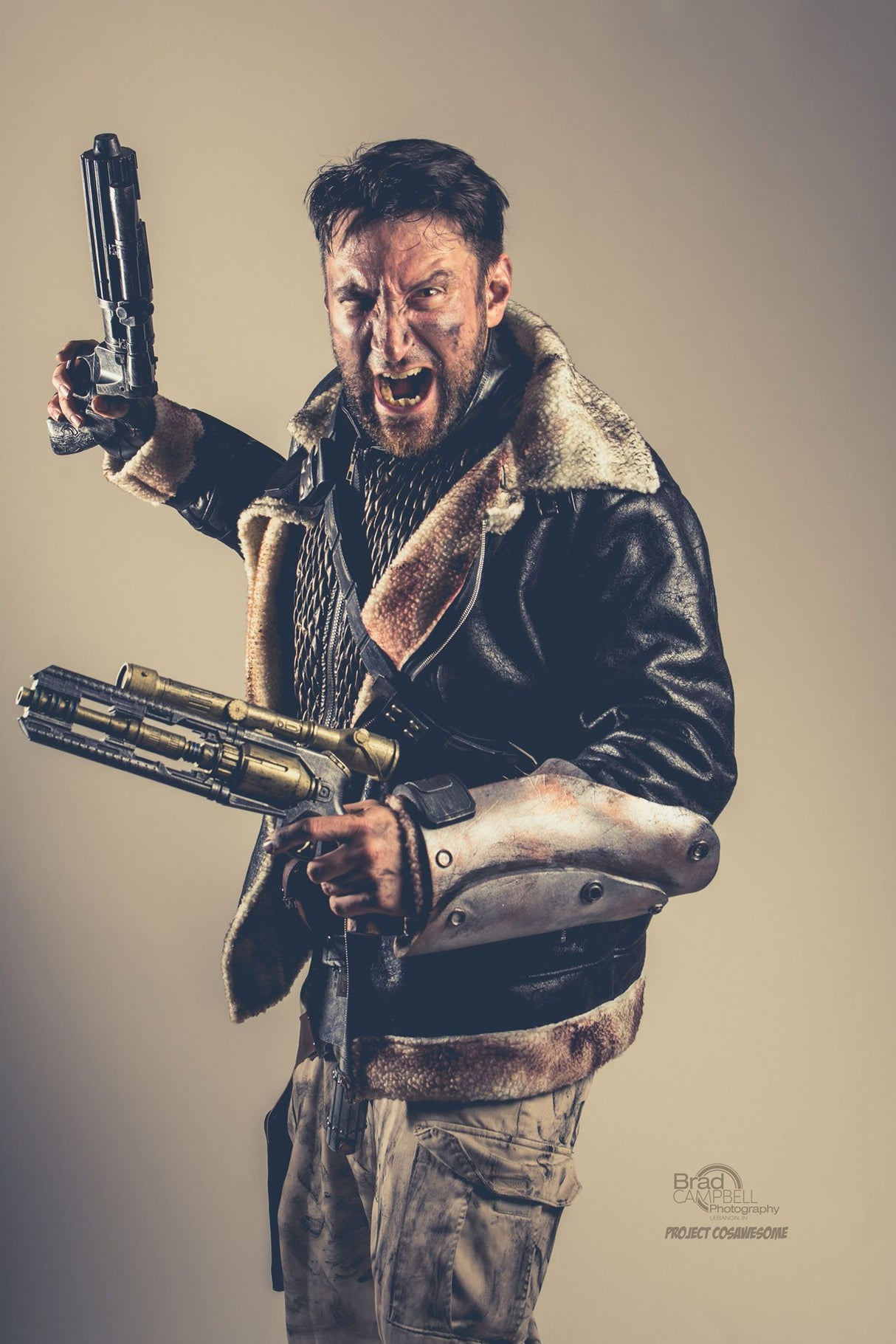 Mando Blaster Pistol Prop - Wulfgar Weapons & Props