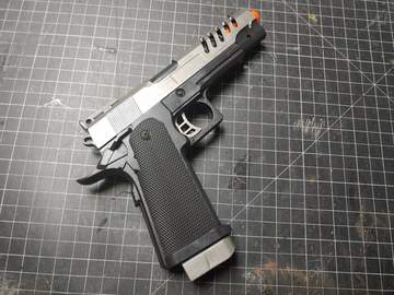 Vented M1911 Pistol Prop