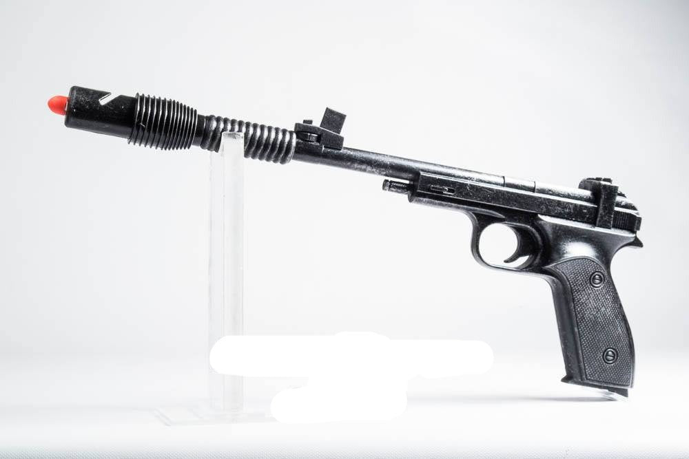 Princess Defender Blaster Prop - Wulfgar Weapons & Props