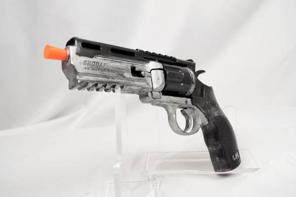 Cyberpunk Revolver Prop - Wulfgar Weapons & Props