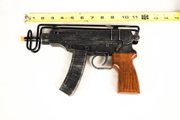 Stinger Machine Pistol - Wulfgar Weapons & Props