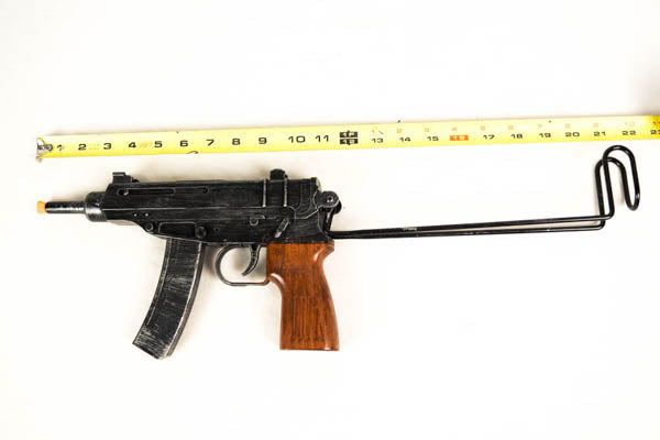 Stinger Machine Pistol - Wulfgar Weapons & Props