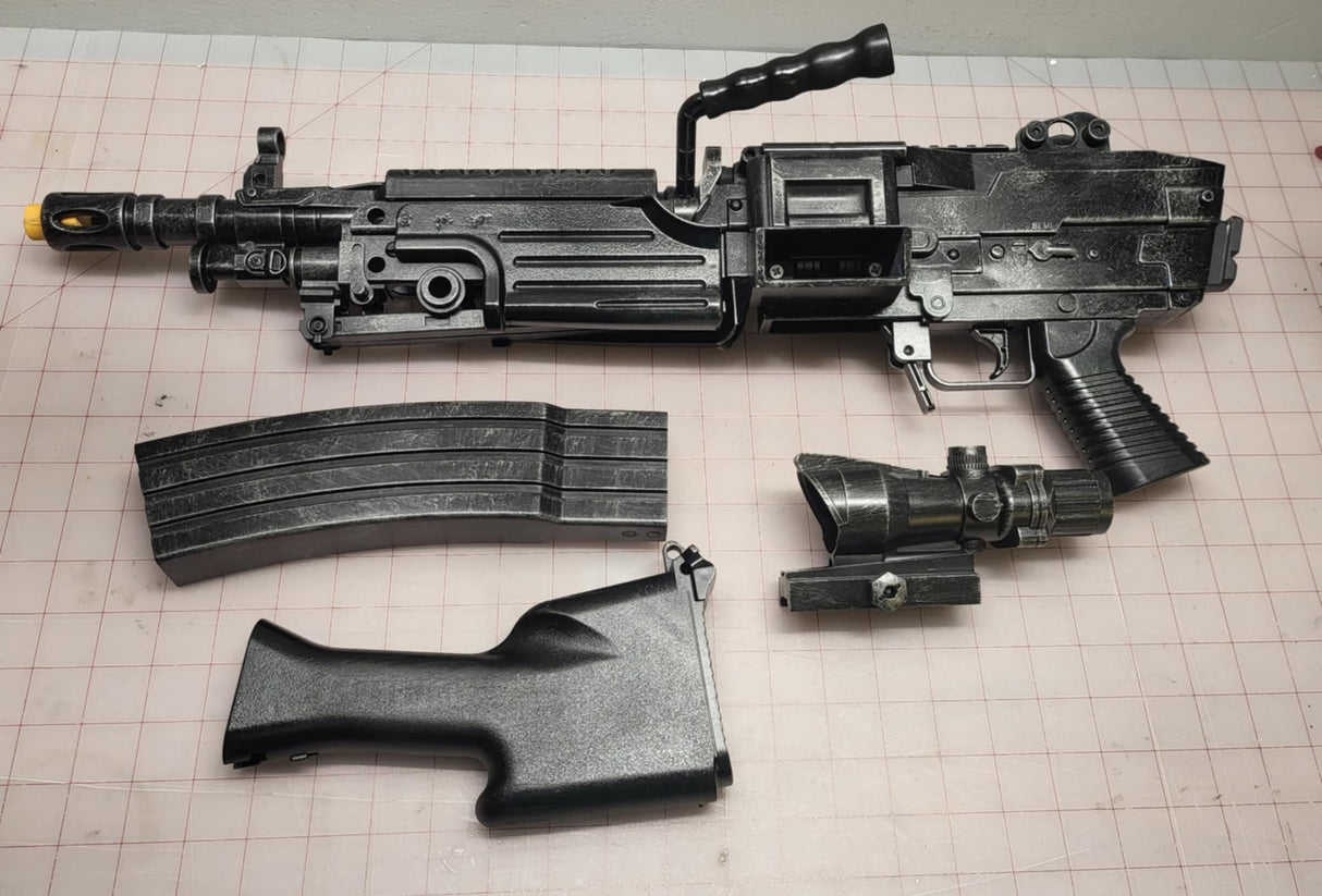 Paratrooper SAW Winter Prop - Wulfgar Props