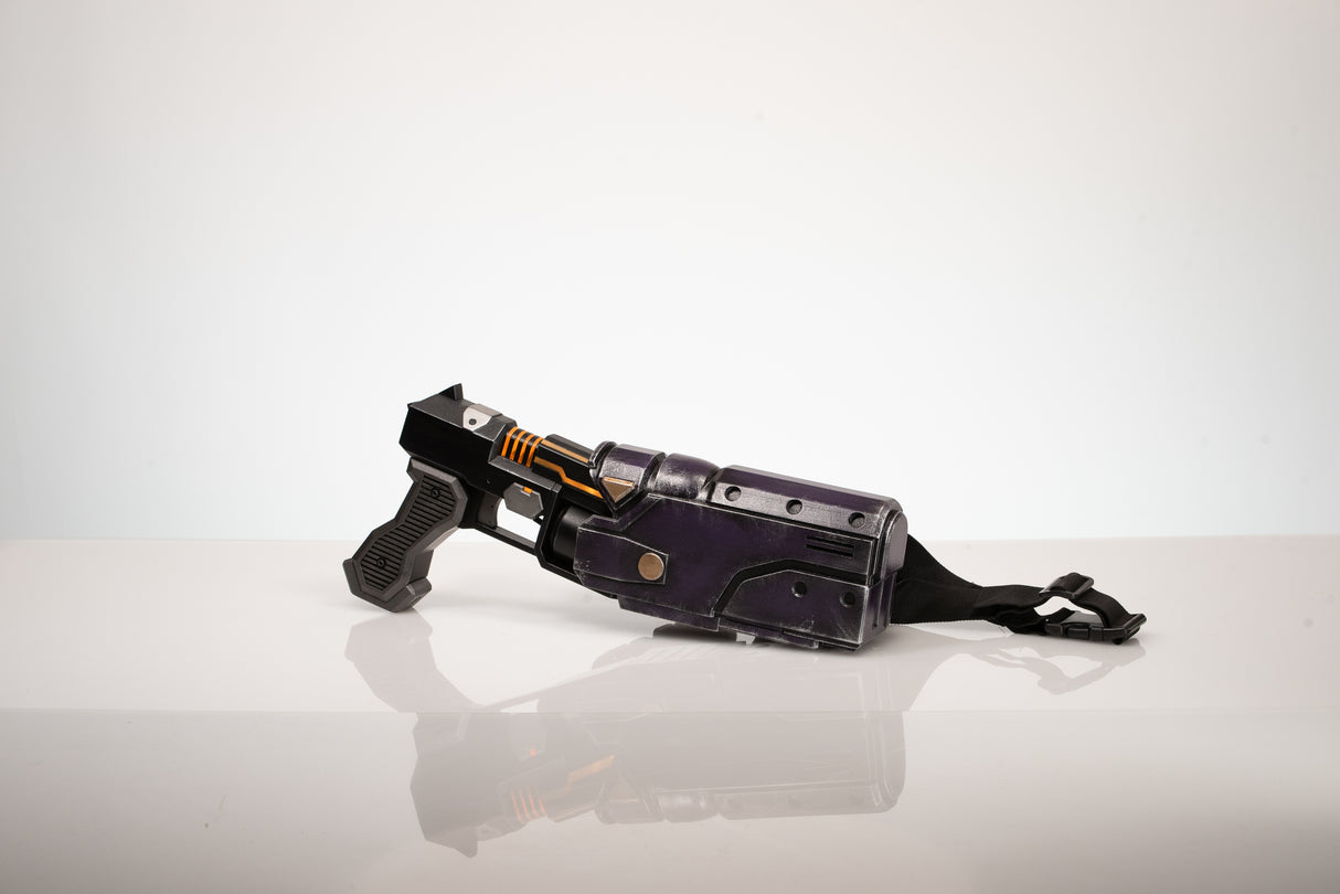 (price) Star Fox Blaster Light Up Prop with Holster - Wulfgar Props