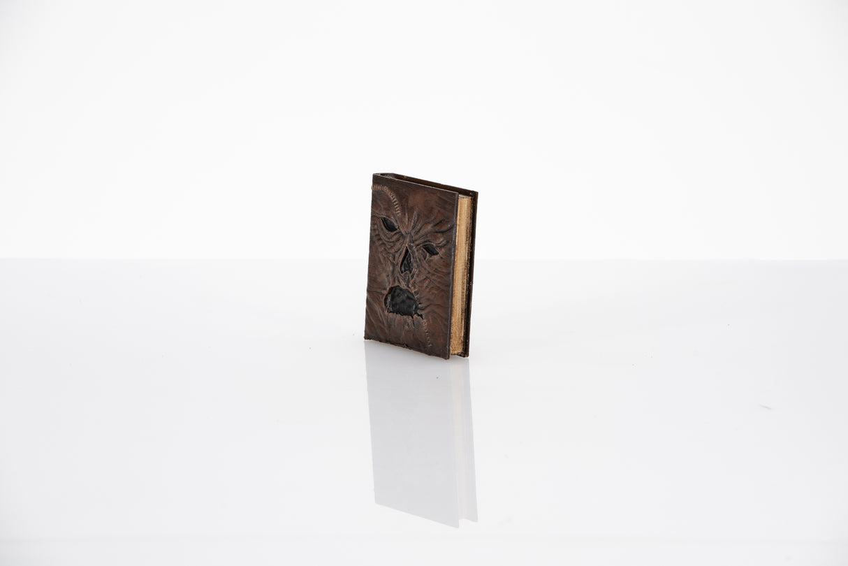 (Price) (Inventory) (New) Necronomicon - Wulfgar Props