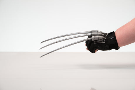 (Price and Name) Skinny Claw Glove Props - Wulfgar Props