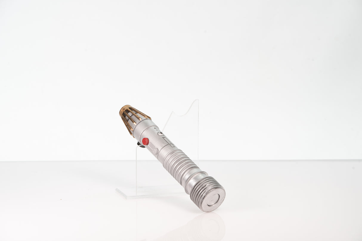 Luminara Unduli Lightsaber Prop