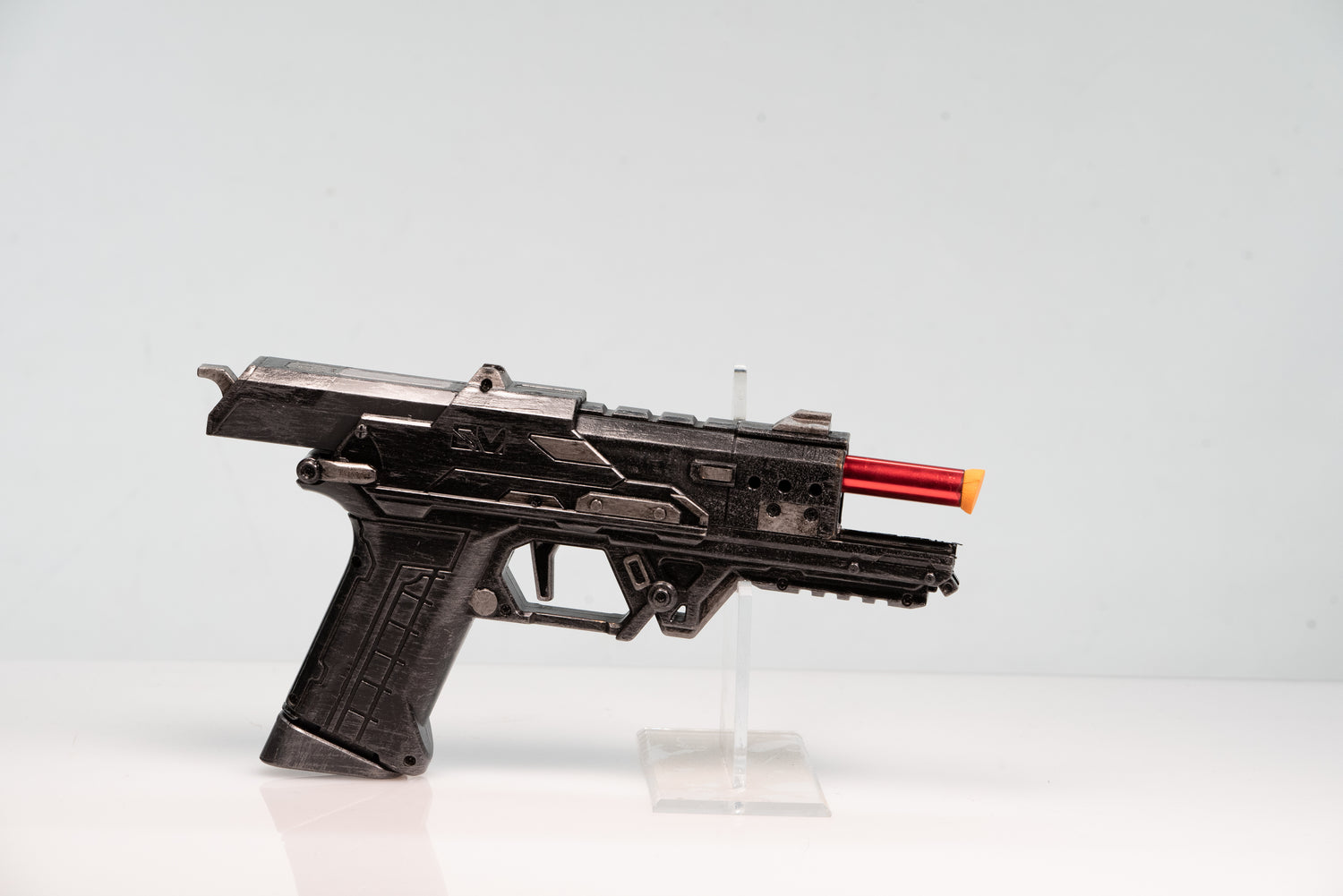 - Futuristic Costume Gun – Wulfgar Props