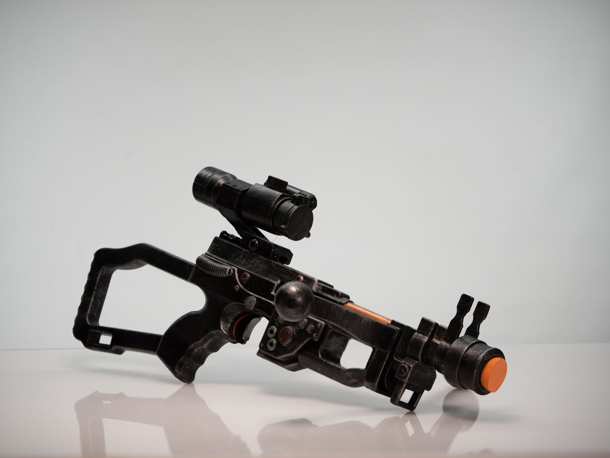 Blaster Props Hand Bowcaster Blaster Prop (WP Original) – Wulfgar Props