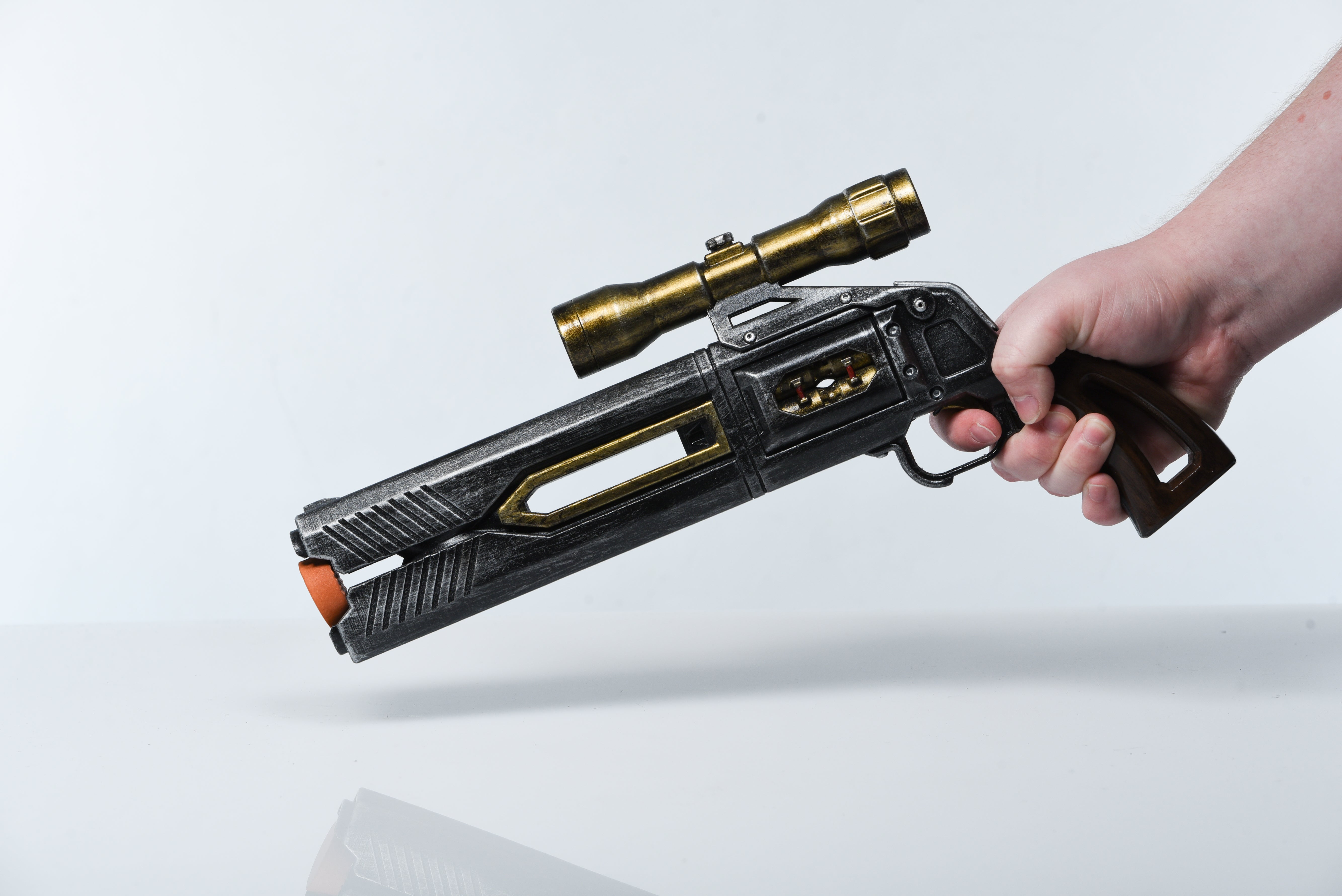 Traywick Sci-Fi Blaster Pistol Prop – Wulfgar Props