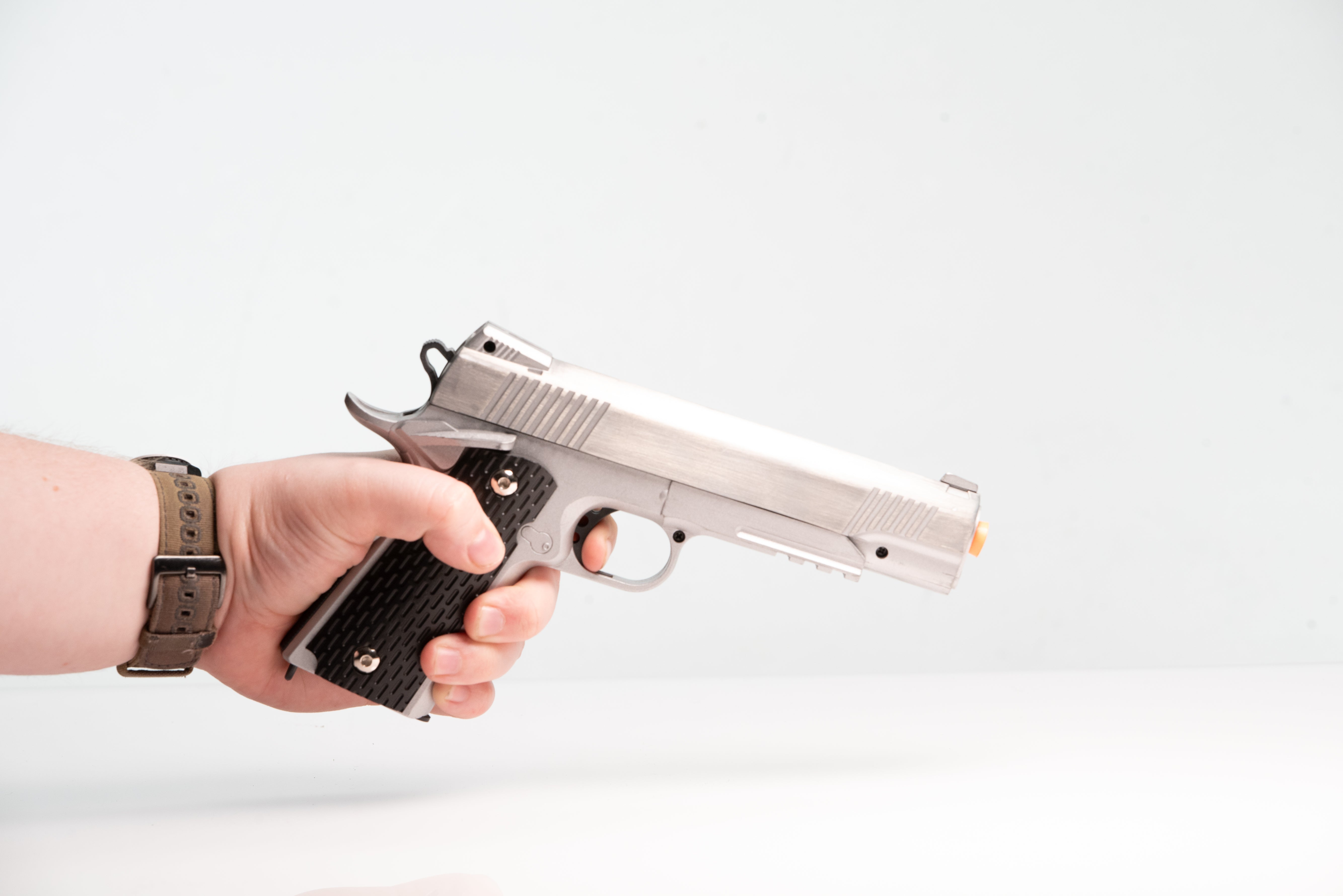 R1 Enhanced Metal Shiny Top 1911 Pistol Fake Film Costume Prop