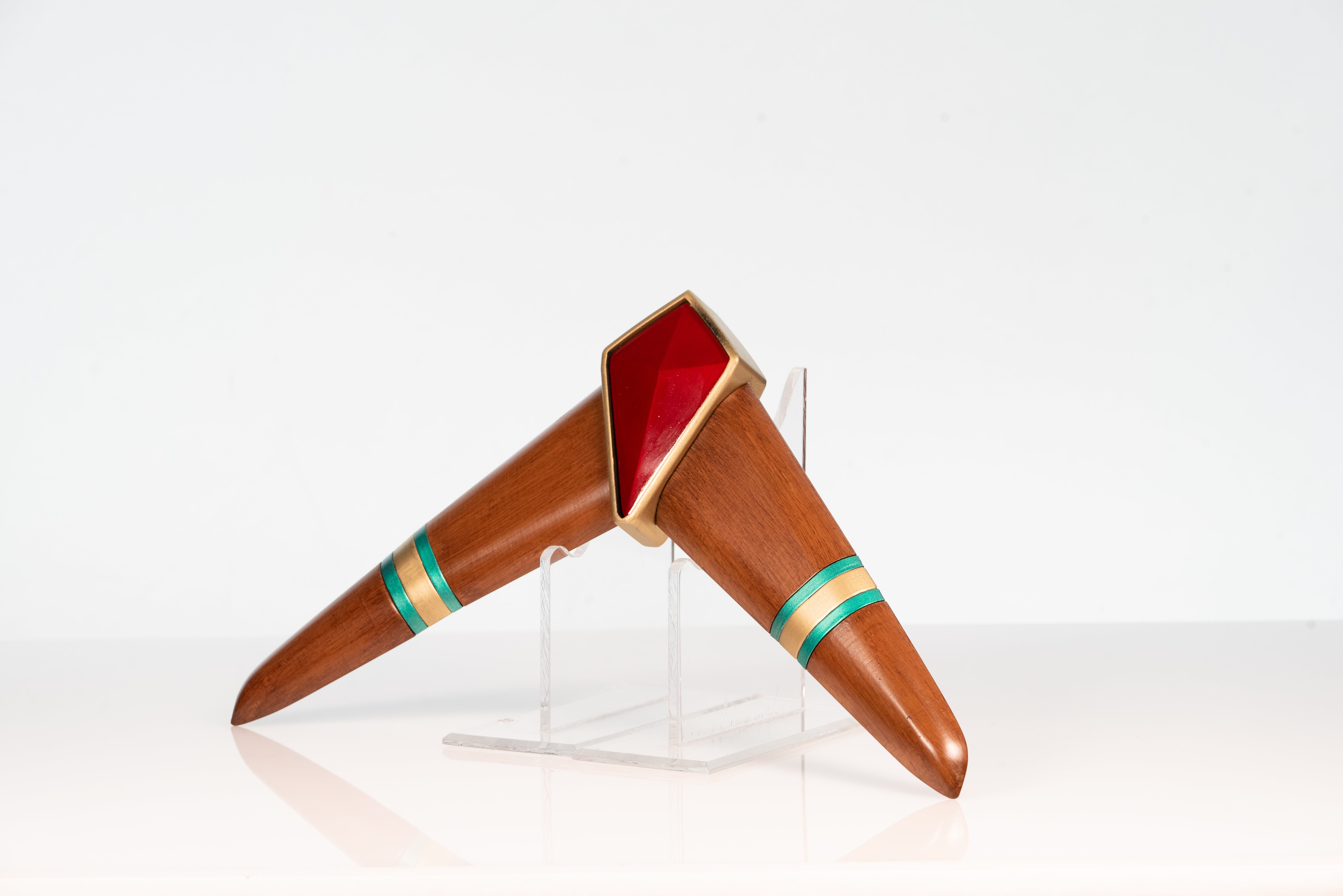 Link's Boomerang Prop – Wulfgar Props