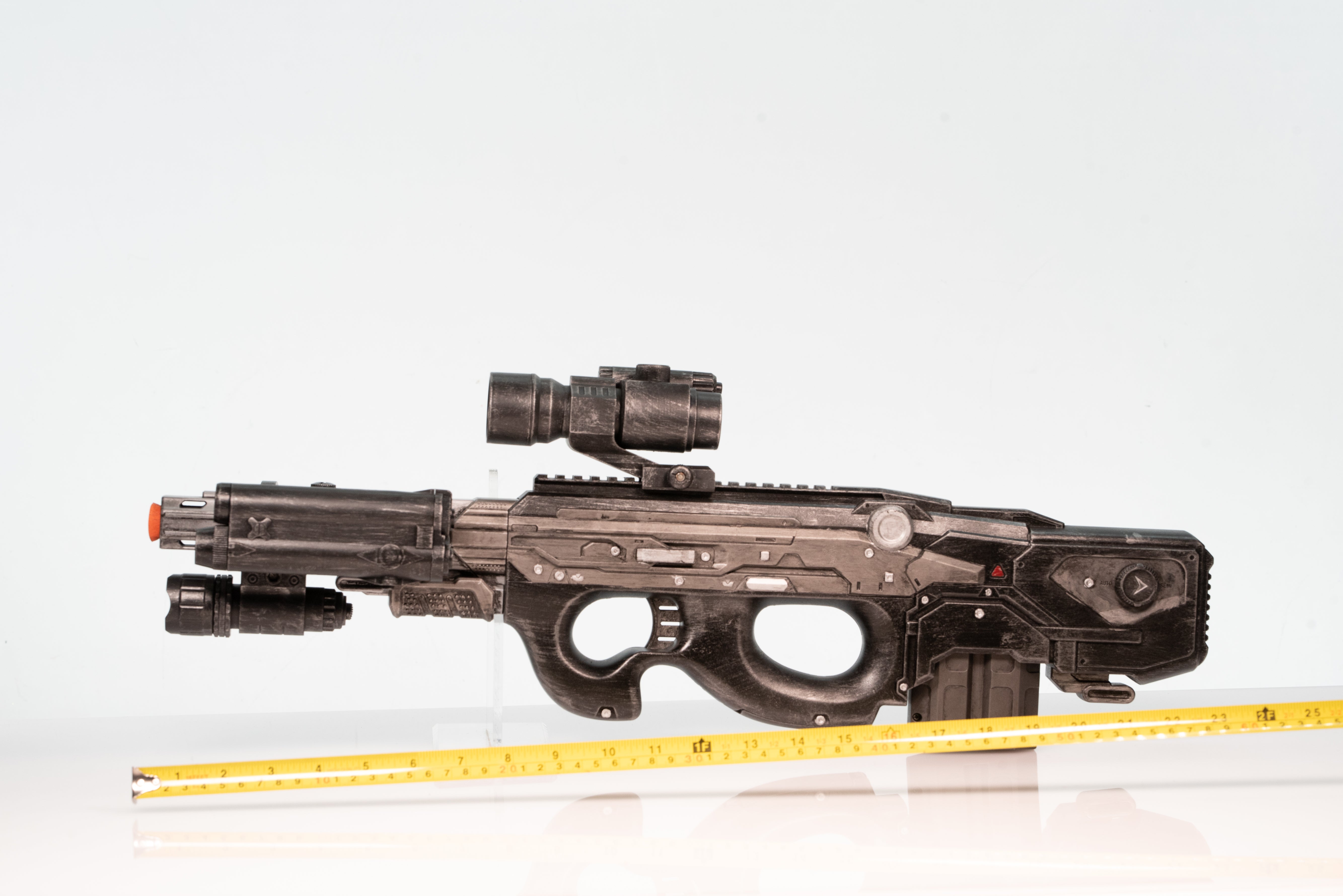 P90 X-Tech SMG Fake Film Prop – Wulfgar Props