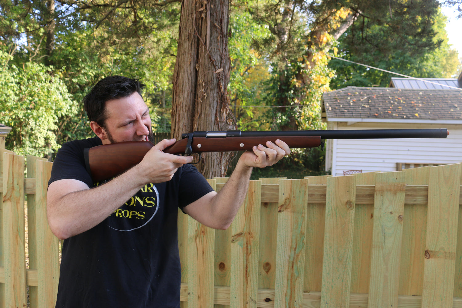Last of Us Hunting Rifle Prop – Wulfgar Props