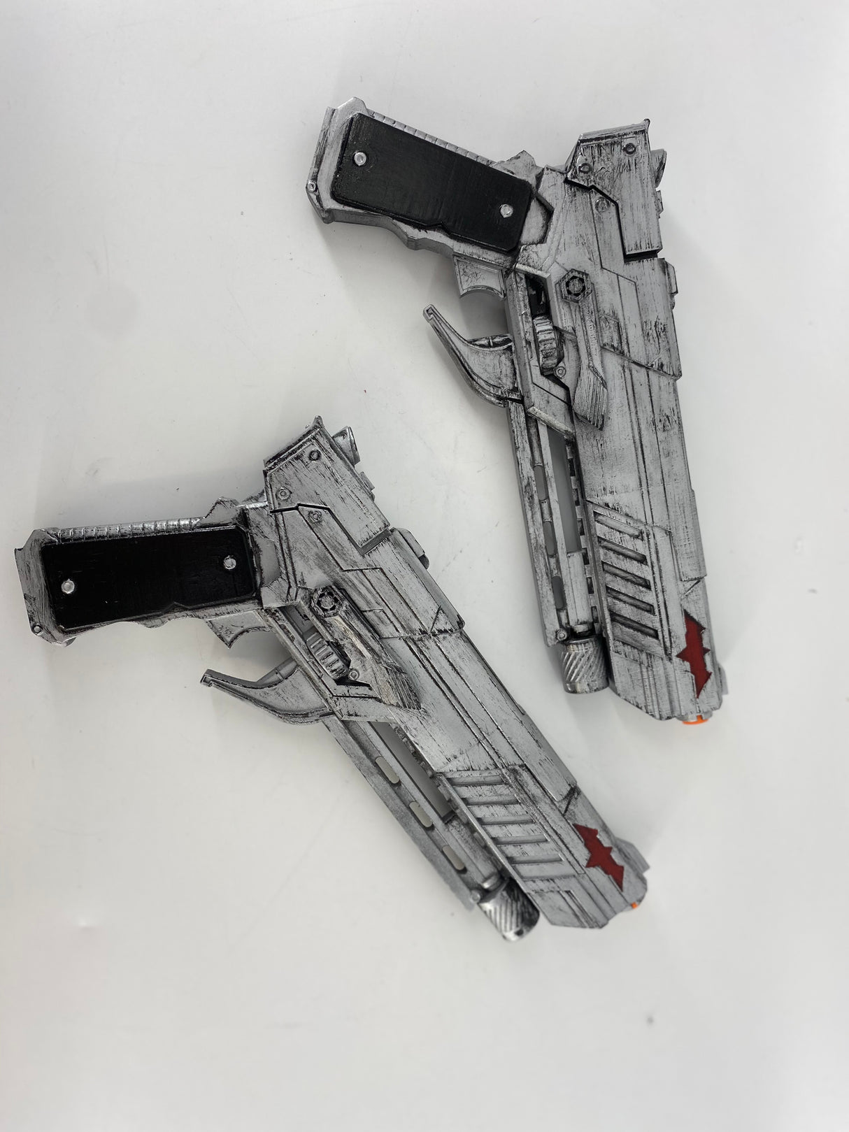 Arkham Knight Red Hood Pistol Set - Wulfgar Weapons & Props
